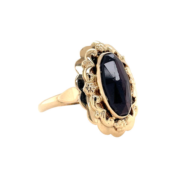 vintage Gouden vintage ring met granaat 14 kt