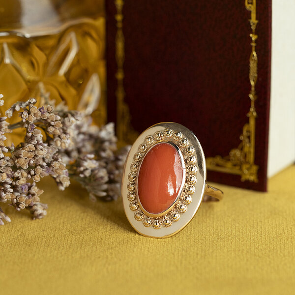 vintage Gouden vintage ring met bloedkoraal 14 kt