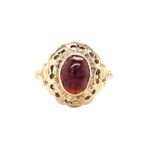 Ring with colored stone 12 kt