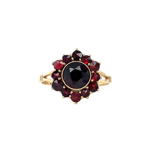 Gold ring with garnet 14 kt