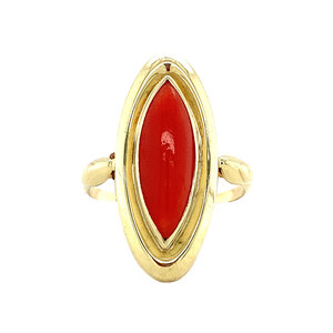 Gold ring with blood coral 14 kt