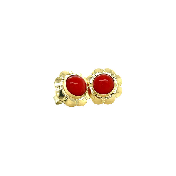 vintage Gold vintage stud earrings with blood coral 14 kt