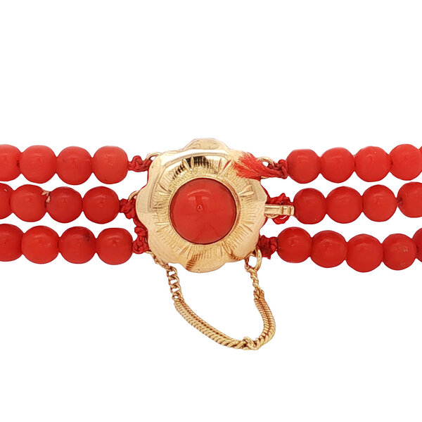 vintage Vintage bloedkoraal armband met gouden sluiting 14 kt