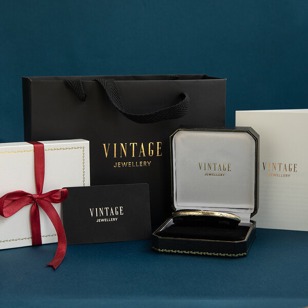 vintage Vintage worked bangle 10 kt