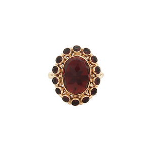 Gouden ring met granaat 14 kt