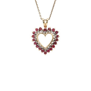 Heart pendant with ruby and diamond 10 kt