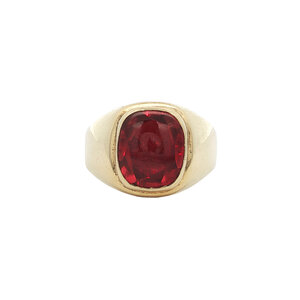 Gold signet ring with ruby 14 kt