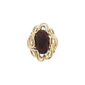 Gold ring with garnet 14 kt