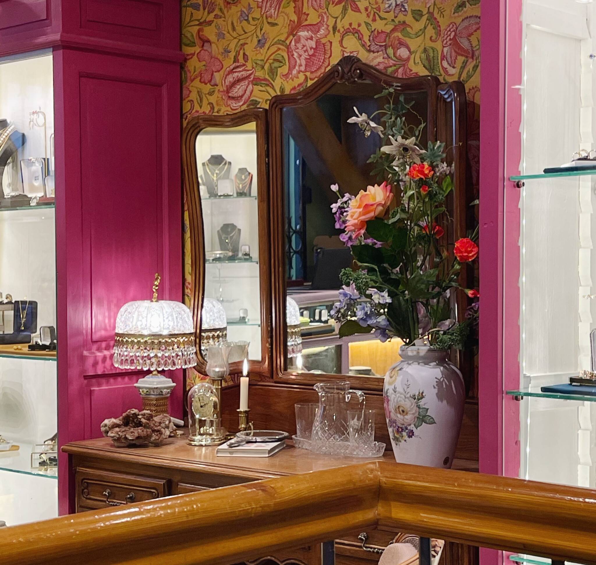Visit our boutique shop in the centre of Amsterdam.