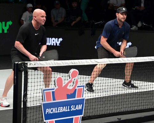 Uitbreiding assortiment pickleball/pickleball activiteit in Tennishal Winschoten