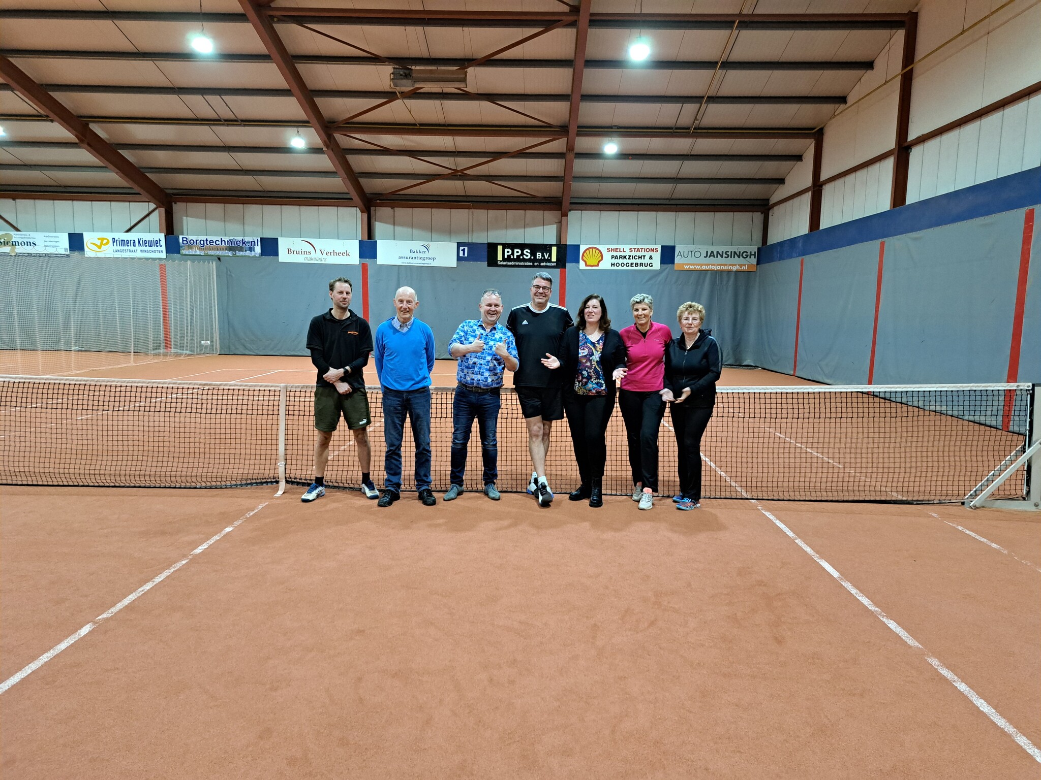 Team Tennishal kampioen van de B-poule