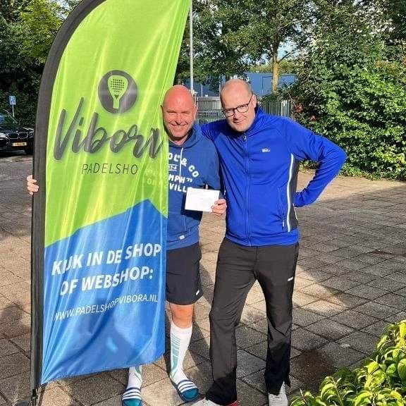 Glorieuze Overwinning: Dikkie Smook en Ronald Bosscher Triomferen op de Odivia Padelshop Vibora Open 2024