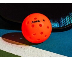 Franklin, nu verkrijgbaar bij Padelshop Vibora!! Pickleball Bal Ember outdoor per 100 stuks