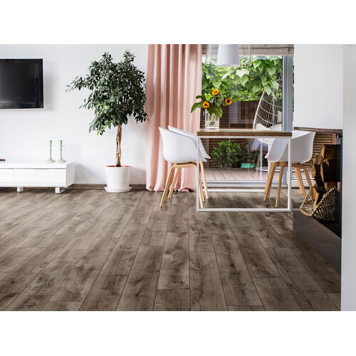 Vloerenhuys de Veluwe  Elegant donker eiken