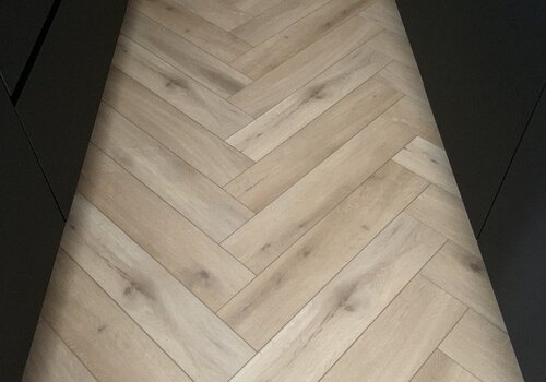 Click PVC - Walvisgraat