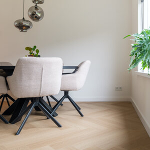 Floorlife YUP Fulham herringbone dryback smoky