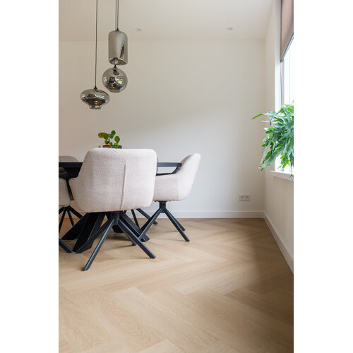 Floorlife YUP Fulham herringbone dryback smoky