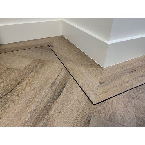 Gelasta City Visgraat 4700 Gelasta City Visgraat 4700