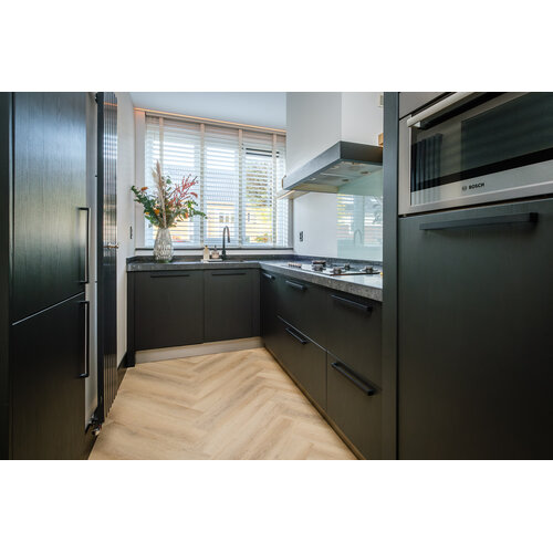 Belakos Palazzo visgraat XL 75 inclusief leggen Belakos Palazzo visgraat XL 75 inclusief leggen