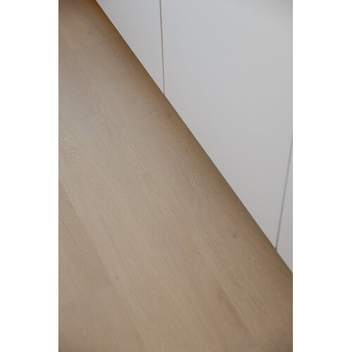 Belakos Palazzo Hongaarse punt 77 inclusief leggen Belakos Palazzo Hongaarse punt 77 inclusief leggen