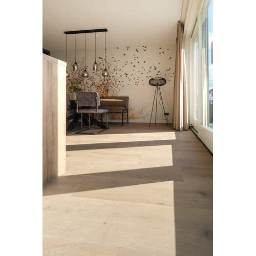 Belakos Attico 830 | Rigid Click