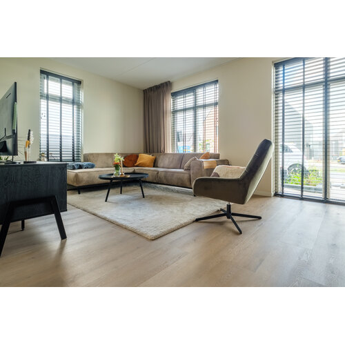 Belakos Attico 830 | Rigid Click