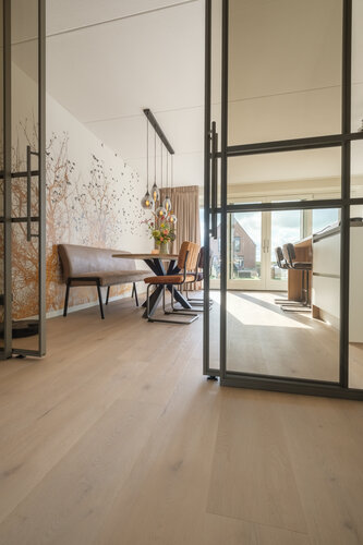 Belakos Attico 830 | Rigid Click Belakos Attico 830 | Rigid Click