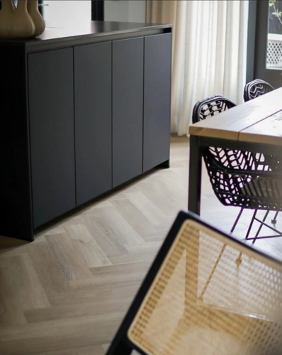 Floorlife YUP Paddington Herringbone dryback beige Floorlife YUP Paddington Herringbone dryback beige