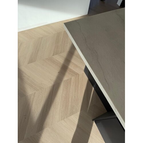 Floorlife YUP Fulham chevron dryback smoky
