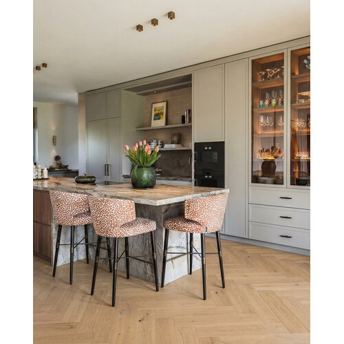 Hoomline Vloeren Hoomline Elegance Dryback Visgraat Neushoorn Hoomline Vloeren Hoomline Elegance Dryback Visgraat Neushoorn