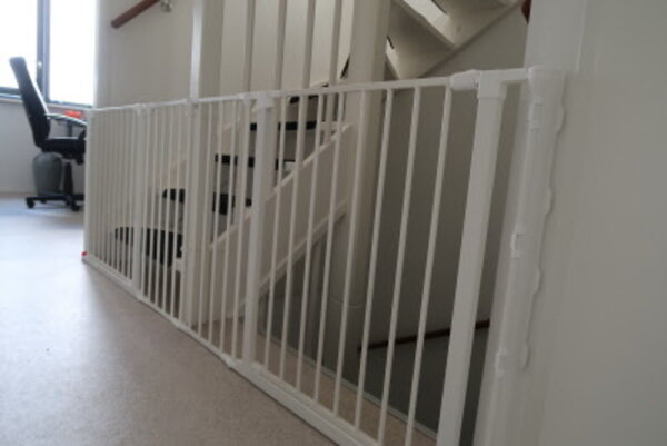 BabyDan Babydan Flex Traphekje 2x Deur 210 - 218 cm BabyDan Babydan Flex Traphekje 2x Deur 210 - 218 cm