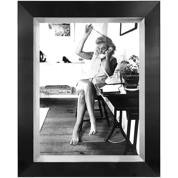 Mondiart Poster Mondiart 'Marilyn Monroe calling' in zwart-zilveren lijst