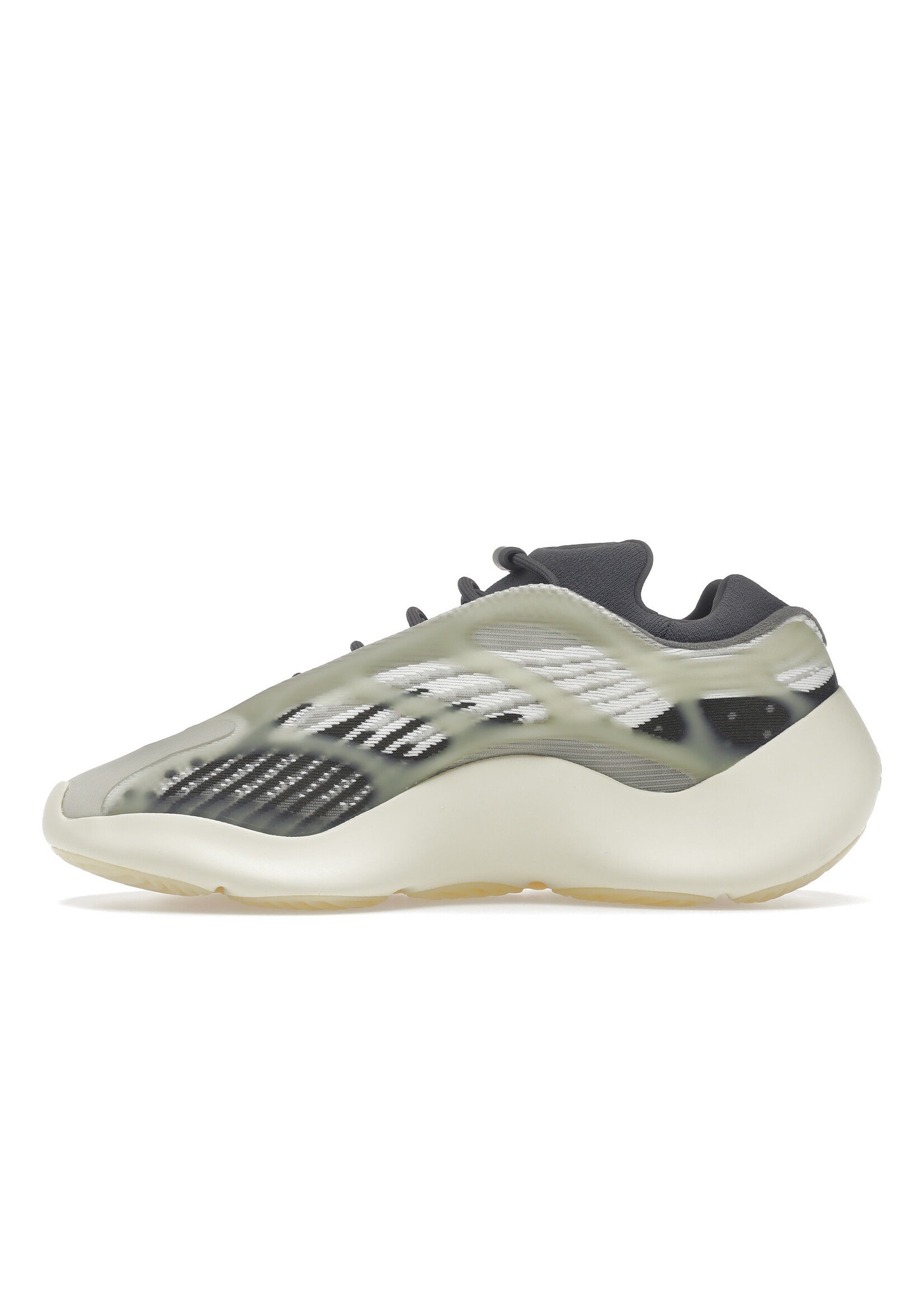 Yeezy Yeezy 700 V3 Fade Salt