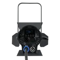 Showtec Showtec | 34014 | ACT Fresnel 50 RGBAL | Projecteur Fresnel LED de théâtre RGBAL 50 W compact