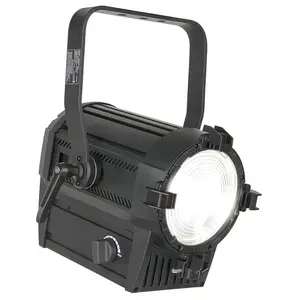 Showtec Showtec | 33034 | Performer 1000 LED MKII | Compacte 90 W Warm Witte theater LED Fresnel