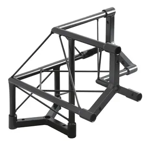 Showgear Showgear | MDT20010 | Angle 90° en bas à droite | apex en haut Métal Deco-20 Triangle Showgear Showgear | MDT20010 | Angle 90° en bas à droite | apex en haut Métal Deco-20 Triangle