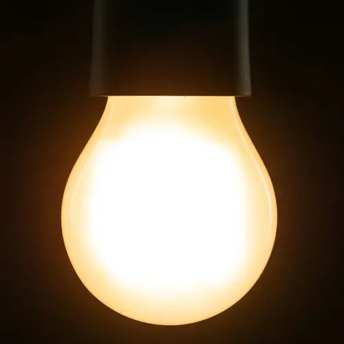 Segula* Segula | SG-55806 | Ampoule LED Haute Puissance givrée | Bright Line | E27 | 7.5W | 900 lm | 2700 K | CRI+90