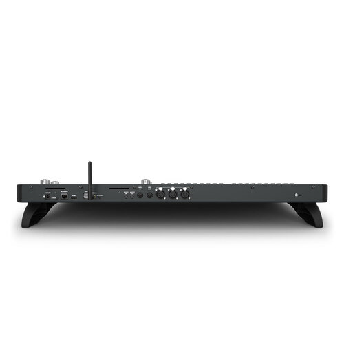 Chamsys ChamSys | CS100730 | Lighting table QuickQ 30 | 4 universes | 40 faders | Audio input