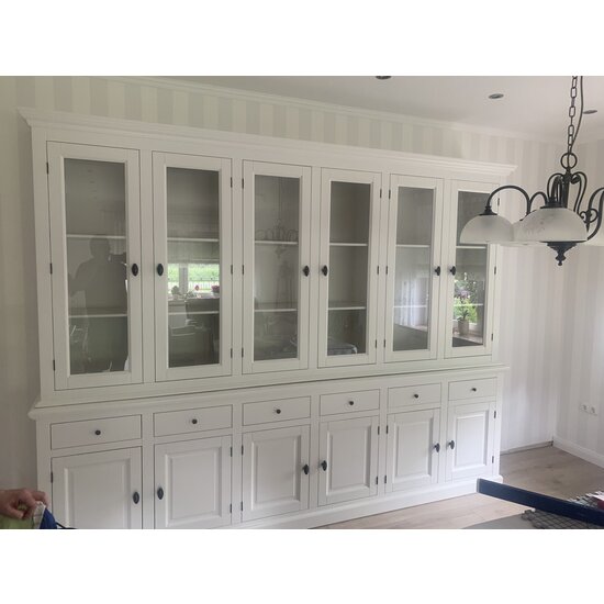 123schrank Buffetschrank Santiago - 300x45x230H cm - 6 Vitrinentüren mit Scharnieren - 6 ausziehbare Einlegeböden - 6 Schubladen mit Soft Close - 6 geschlossene Türen mit Scharnieren - verstellbare Einlegeböden