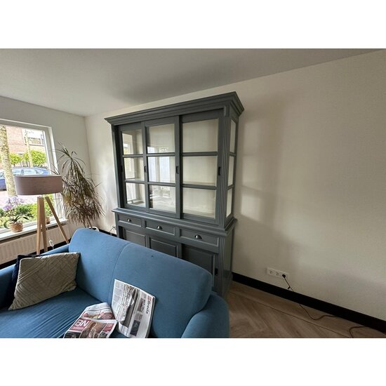 123schrank Buffetschrank South Hampton - 180x51x220H cm - 3 Schiebetüren - 3 Soft-Close-Schubladen - 3 geschlossene Schiebetüren - Glasseiten