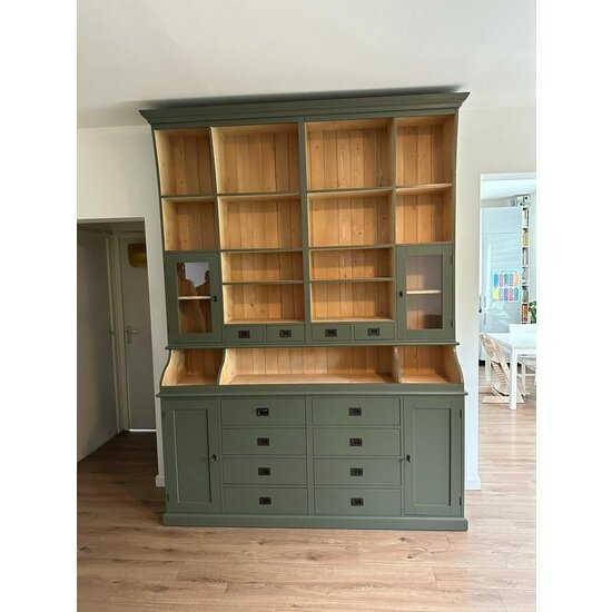 123schrank Buffetschrank Korfu - 200x40x240H cm - Innenausstattung aus Kiefernholz - 12 Schubladen mit Soft Close - 2 Vitrinentüren - 2 geschlossene Türen - offene Fächer
