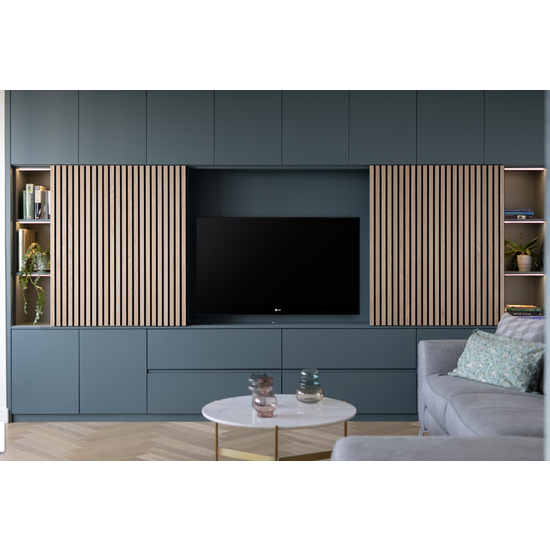 123schrank TV-Fachschrank/TV-Schrank Winterberg - 400x40x240H cm - Cinewall - TV-Fach - mit Schiebetüren - 12 Push-to-open-Türen - 4 grifflose Soft-Close-Schubladen - schlankes Design - zerlegbar - 5cm Fachbodenstärke