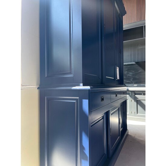 123schrank Buffetschrank Buenos Aires - 180x50x230H cm - geschlossene Türen - 6 Schiebetüren - 3 Soft-Close-Schubladen