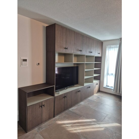 123schrank Aufbewahrungsschrank Nome - 300x40x250H cm - geschlossene Türen - offene Fächer - mit Eiche außen