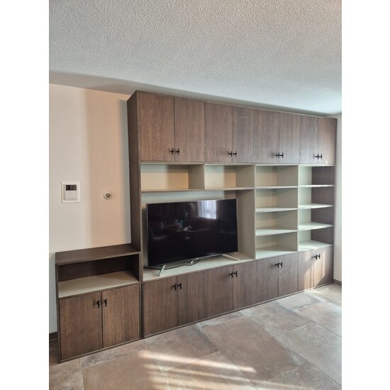 123schrank Aufbewahrungsschrank Nome - 300x40x250H cm - geschlossene Türen - offene Fächer - mit Eiche außen