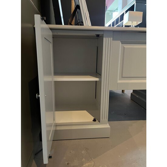 123schrank Modell anzeigen Schreibtisch Philine - 160x90x79H cm - Schubladen und Türen - RAL 7044