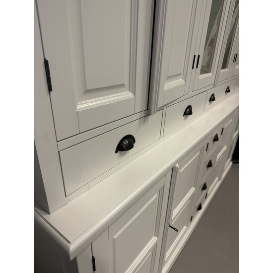 123schrank Ausstellungsstück Buffetschrank Chaumont Spezial - 210x50x250H cm - RAL 9010 - geschlossene Türen - Vitrinentüren - 9 Schubladen