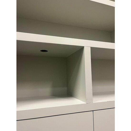 123schrank Ausstellungsstück Regalschrank Manhattan 11 - 180x40x240H cm - RAL 9002