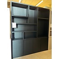 123schrank Ausstellungsstück Vitrinenregal Formentera - 200x35x235H cm - RAL 9005 Eiche schwarz
