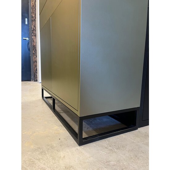 123schrank Ausstellungsstück Schränke Piana - 112x42x144(H) cm